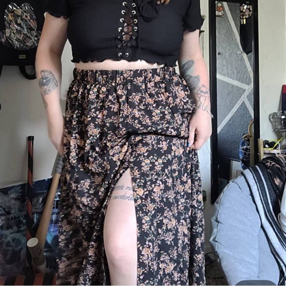 Ditsy floral elastic skirt